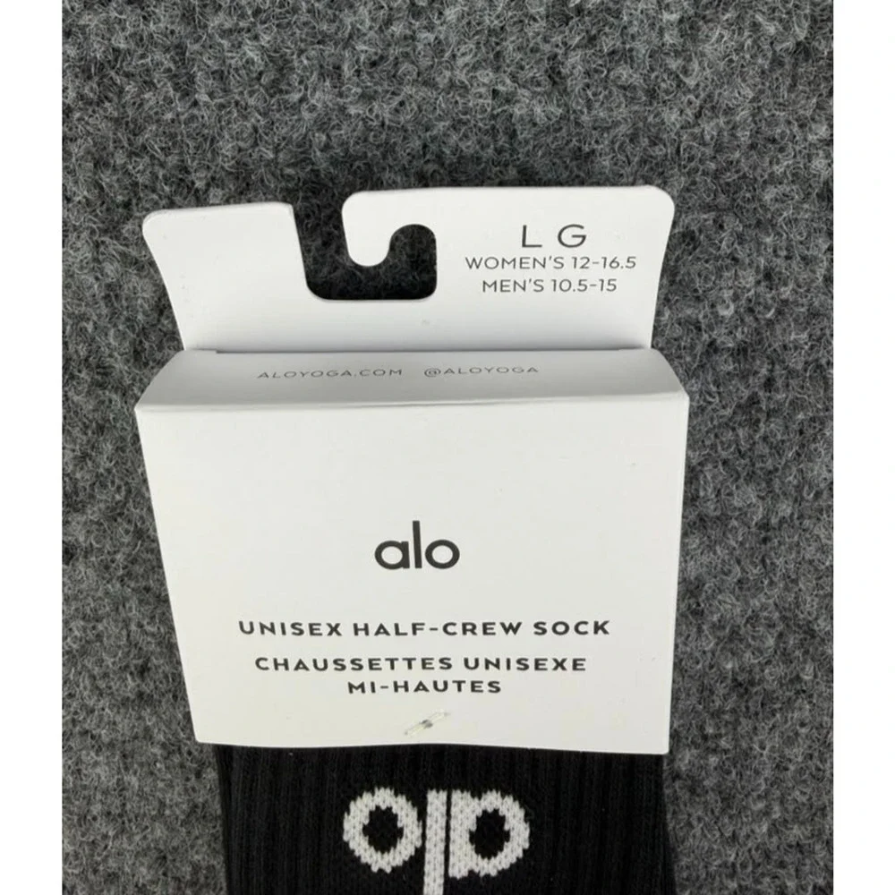 NWT Alo Yoga Unisex Half-Crew Socks– Black/White– Size L / W 12-16.5 / M 10.5-15